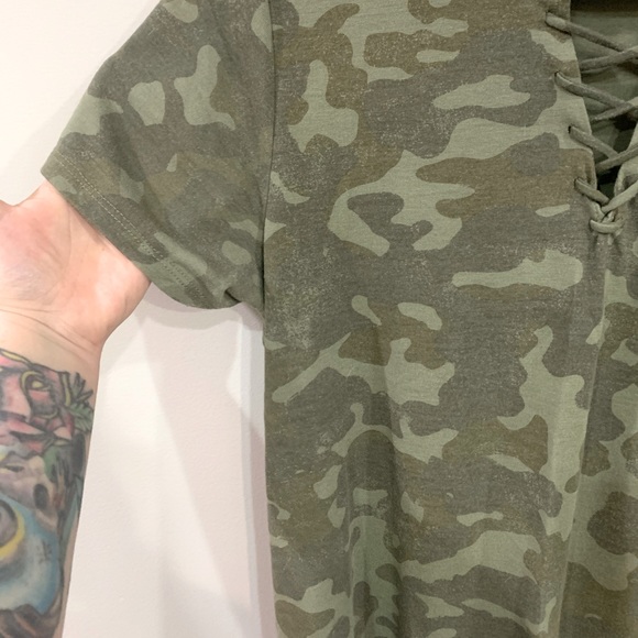 Short sleeve camo tshirt 🍃🍂✨ - Picture 6 of 6